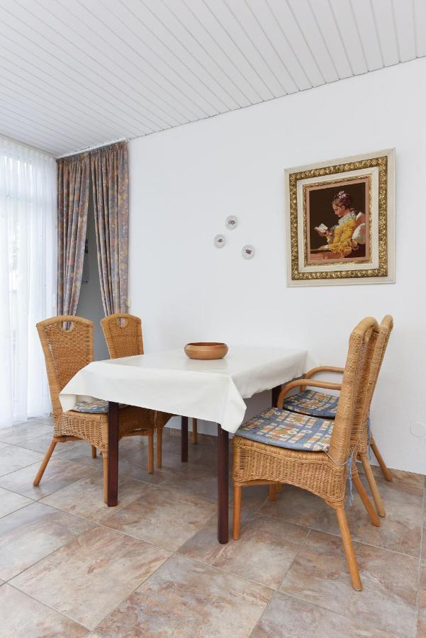 Ferienhaus Nordwind Bensersiel Buitenkant foto